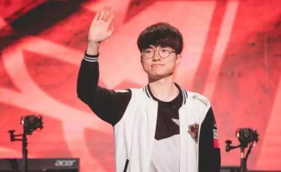 兰大老鹰队 兰大老鹰队