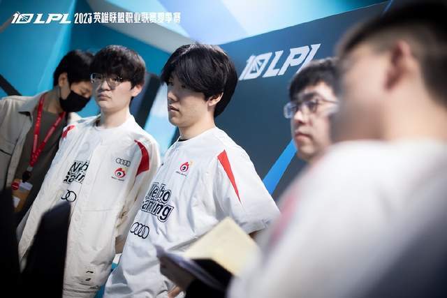 这种贴心服 这种贴心服